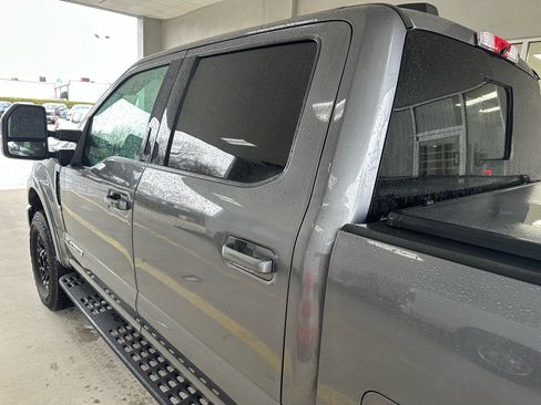 Certified 2021 Ford F250 Lariat w/ Tremor Off-Road Package image 17