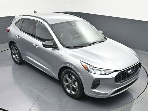 Used 2024 Ford Escape ST-Line w/ Cold Weather Package FWD image 38