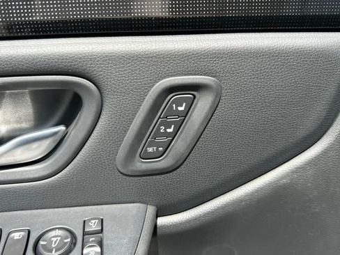 New 2025 Honda Pilot Black Edition image 12