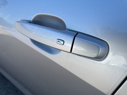 Used 2019 Chevrolet Malibu LT FWD image 11