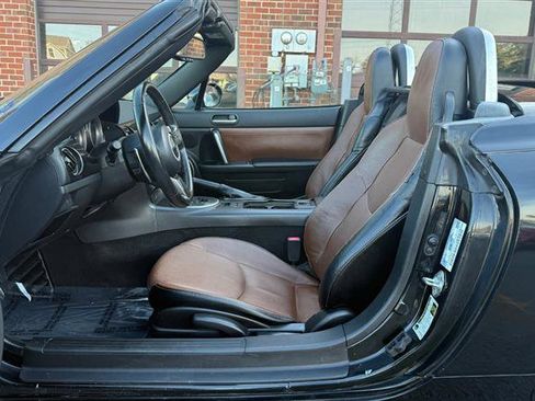 Used 2015 MAZDA MX-5 Miata Grand Touring w/ Premium Package image 14