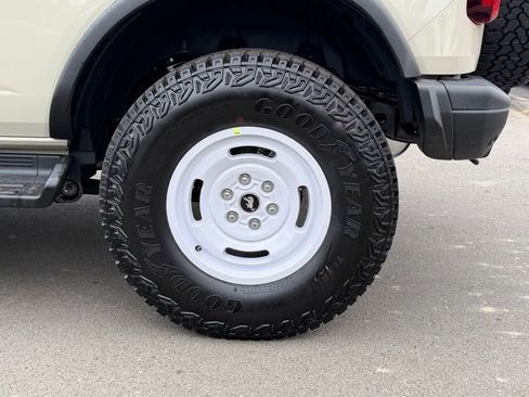 New 2026 Ford Bronco Heritage Edition AWD/4WD image 15