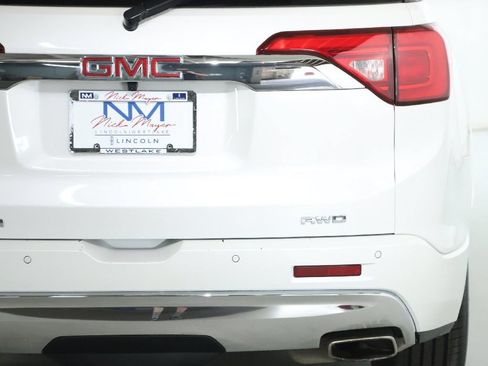 Used 2019 GMC Acadia Denali w/ Technology Package AWD/4WD image 46
