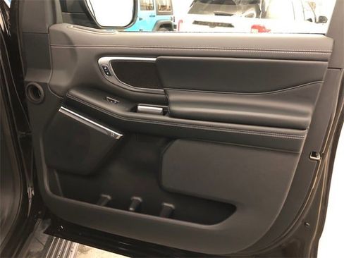 New 2025 Ford Expedition Max Platinum w/ Stealth Appearance Package image 43