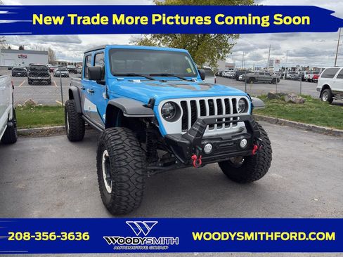 Used 2021 Jeep Gladiator Rubicon image 1