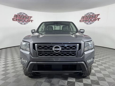 Used 2022 Nissan Frontier SV w/ Technology Package AWD/4WD image 2