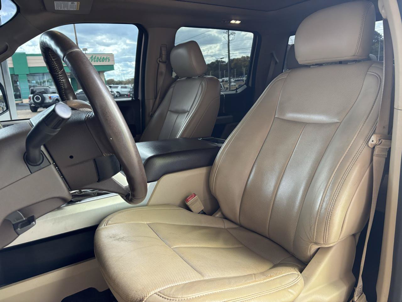Used 2018 Ford F150 Lariat AWD/4WD image 13