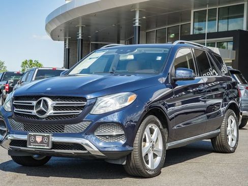 Used 2017 Mercedes-Benz GLE 350 4MATIC image 3