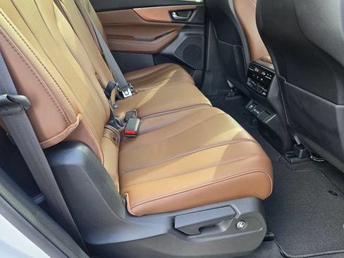 Certified 2024 Acura MDX SH-AWD w/ Technology Package image 15