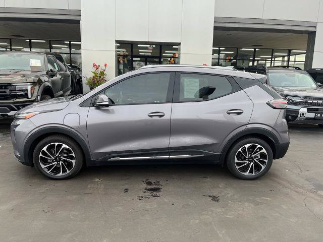 Used 2023 Chevrolet Bolt EUV Premier FWD image 3