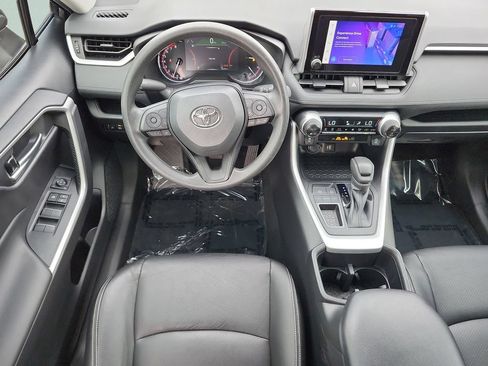 Used 2024 Toyota RAV4 XLE w/ Convenience Package FWD image 17