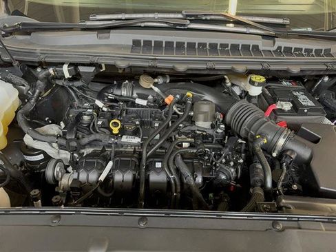 Certified 2022 Ford Edge SEL w/ Convenience Package image 4