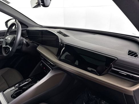 Certified 2025 Audi Q5 Premium w/ Convenience Package image 27