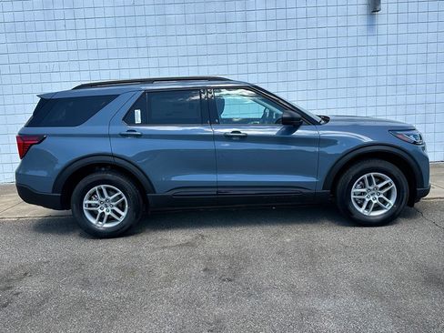 New 2026 Ford Explorer Active AWD/4WD image 4