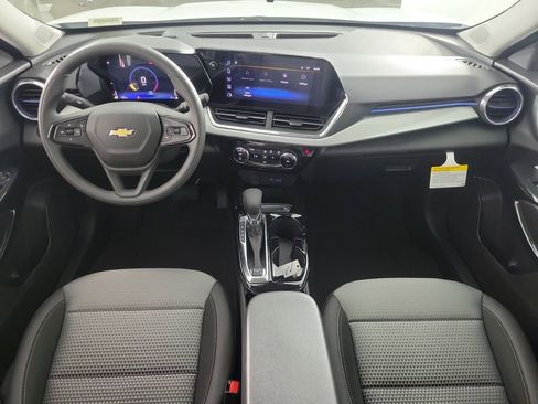 New 2026 Chevrolet Trax LT image 14