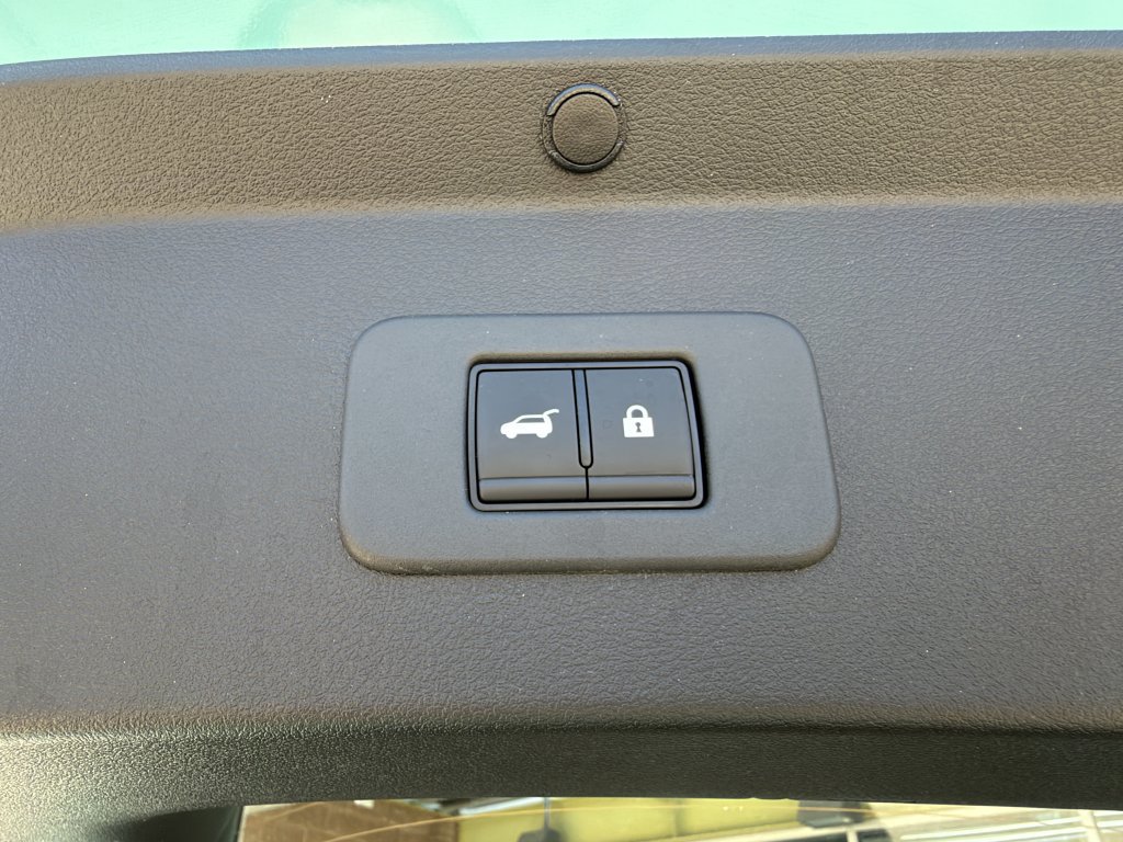 Used 2026 Nissan Leaf Platinum+ FWD image 36