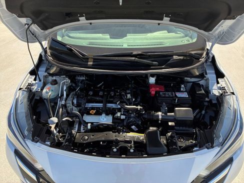 Used 2025 Nissan Versa SV FWD image 30
