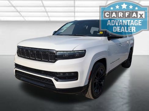 Used 2024 Jeep Grand Wagoneer L Series II w/ Quick Order Packagew 28T AWD/4WD image 32