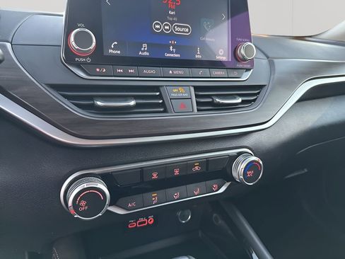 Used 2023 Nissan Altima 2.5 SV image 37