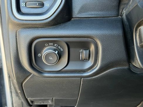 Used 2023 RAM 2500 Tradesman AWD/4WD image 19