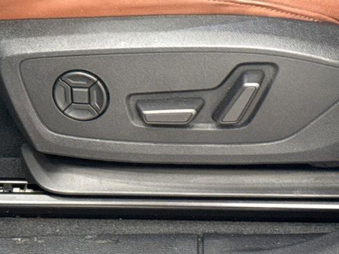 Used 2022 Audi Q3 2.0T Premium w/ Convenience Package image 14