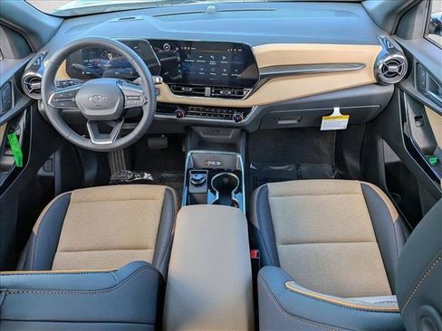 New 2026 Chevrolet Equinox ACTIV w/ Convenience Package III image 13