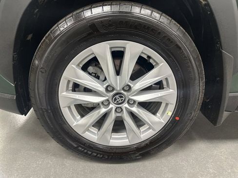 Certified 2026 Toyota Corolla Cross LE w/ Moonroof Package image 27