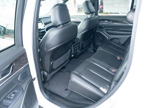 New 2026 Jeep Grand Cherokee Limited image 26