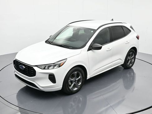 Used 2023 Ford Escape ST-Line image 28