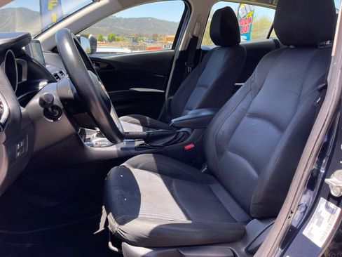Used 2016 MAZDA MAZDA3 i Sport w/ Preferred Equipment Package FWD image 15