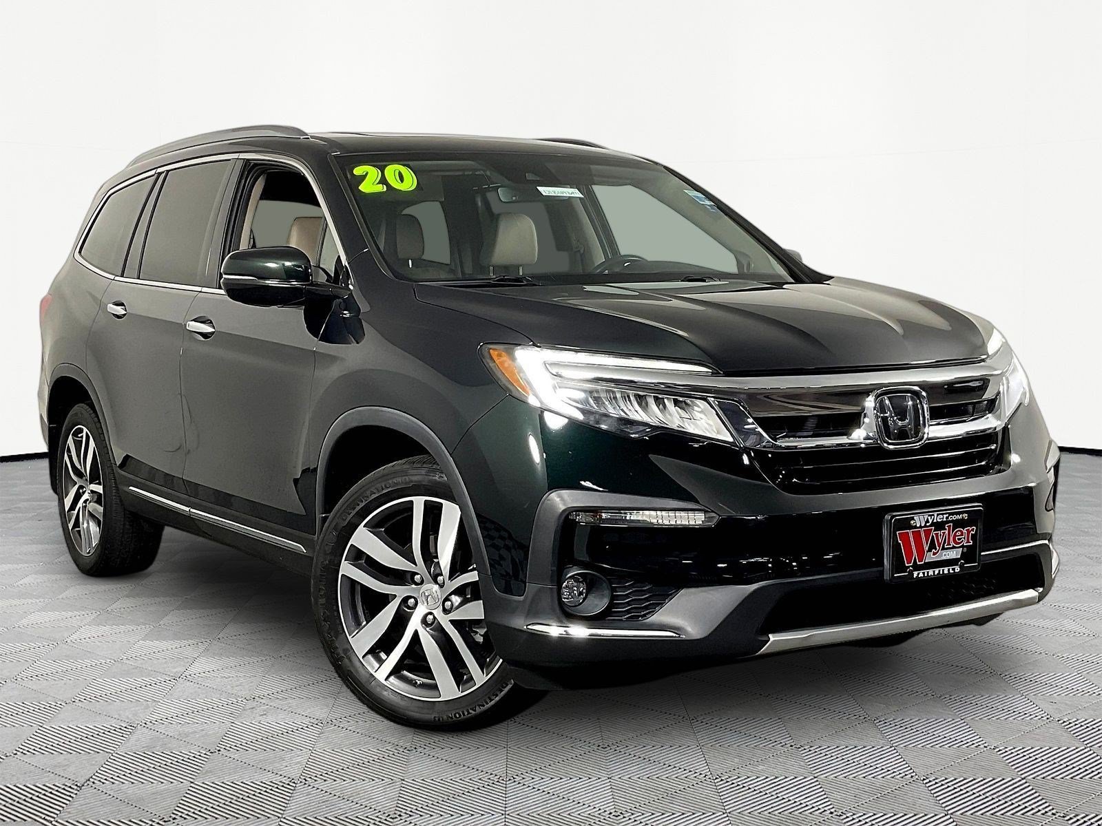 Used 2020 Honda Pilot Touring image 3