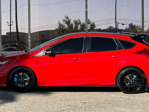 Used 2018 Ford Focus RS image 4