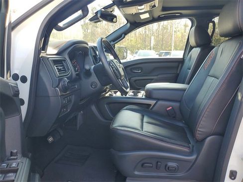Certified 2020 Nissan Titan PRO-4X w/ Pro-4x Convenience Package image 17