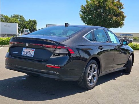 Used 2023 Honda Accord EX image 4