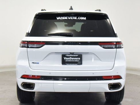 Used 2024 Jeep Grand Cherokee Limited 4xe image 10