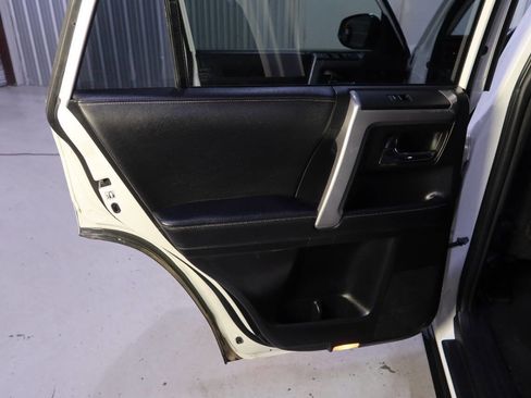 Used 2023 Toyota 4Runner SR5 image 31