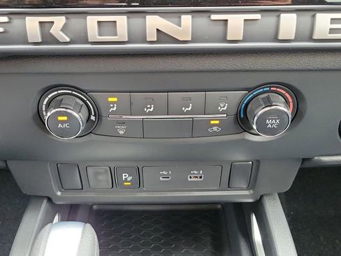 New 2026 Nissan Frontier SV w/ Tow Package AWD/4WD image 29