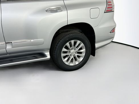 Used 2019 Lexus GX 460 Premium AWD/4WD image 31