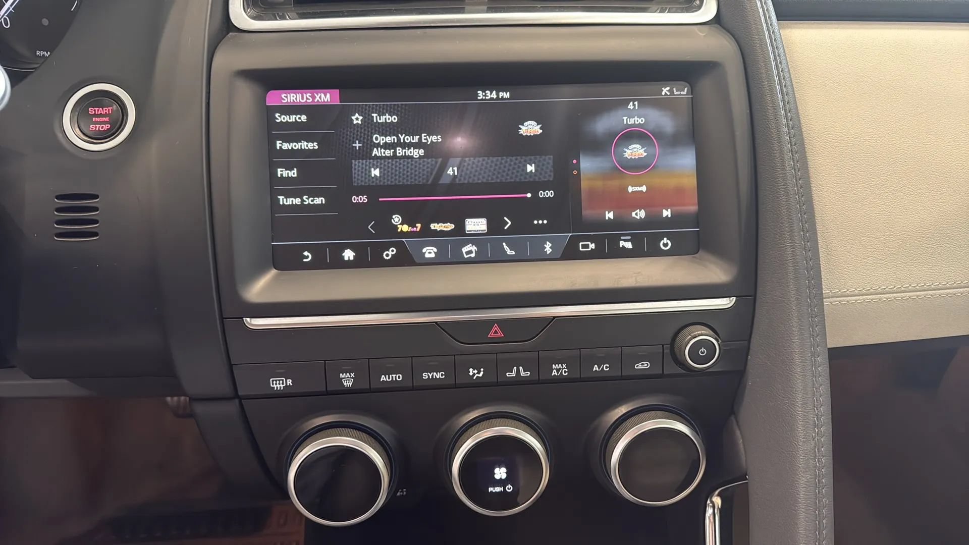 Used 2020 Jaguar E-PACE AWD/4WD image 21