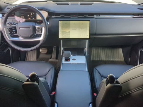 New 2026 Land Rover Range Rover Long Wheelbase Autobiography AWD/4WD image 16