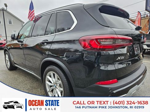 Used 2023 BMW X5 xDrive40i w/ Premium Package image 3