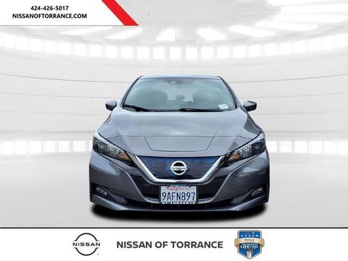 Certified 2022 Nissan Leaf SV FWD image 2