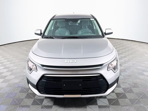 Used 2026 Kia Niro LX FWD image 2