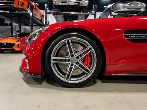 Used 2018 Mercedes-Benz AMG GT C image 2