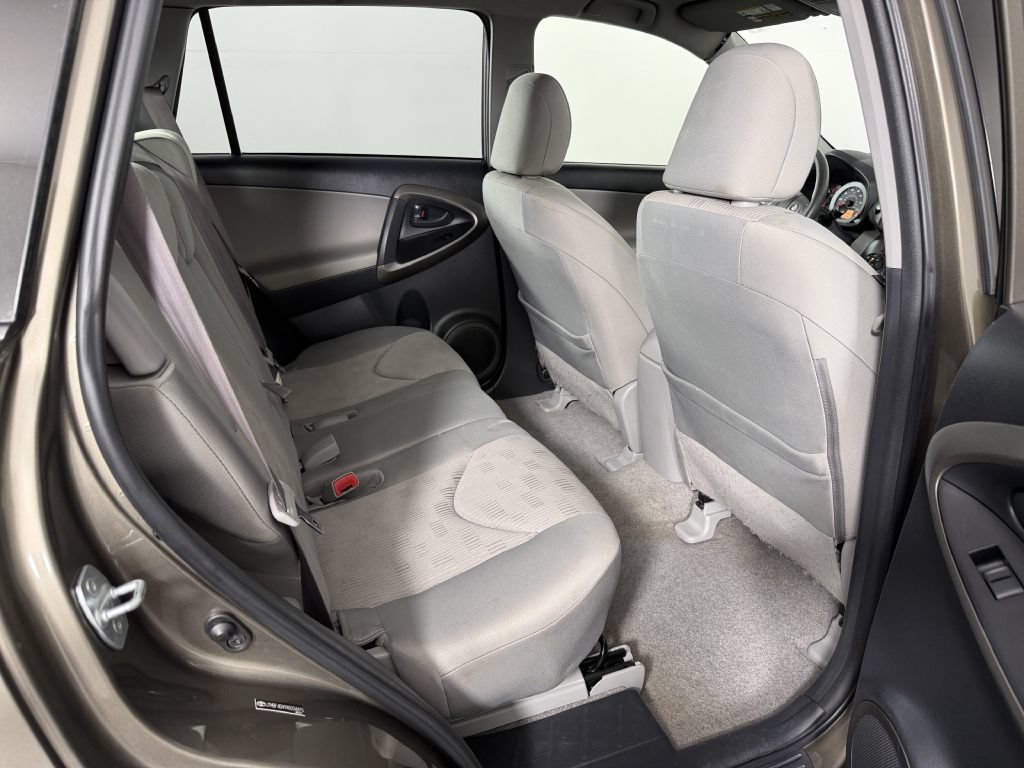 Used 2010 Toyota RAV4 4WD w/ Base L4 Extra Value Pkg image 21