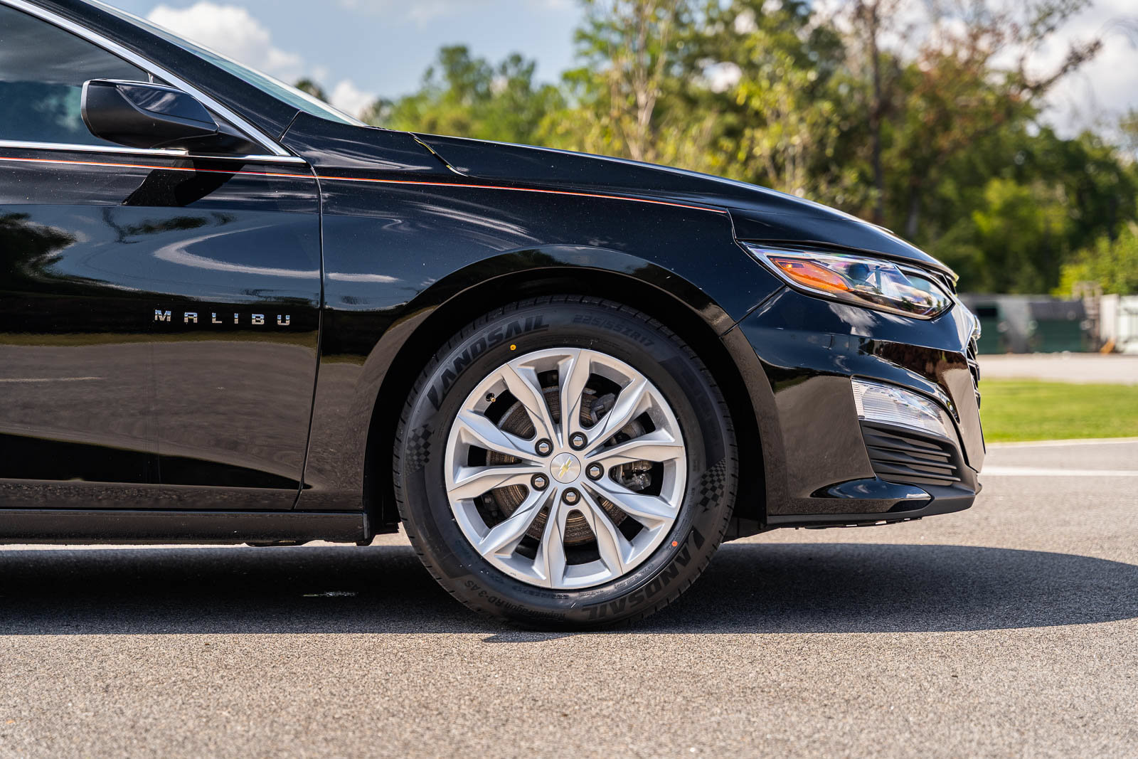 Used 2020 Chevrolet Malibu LT FWD image 9