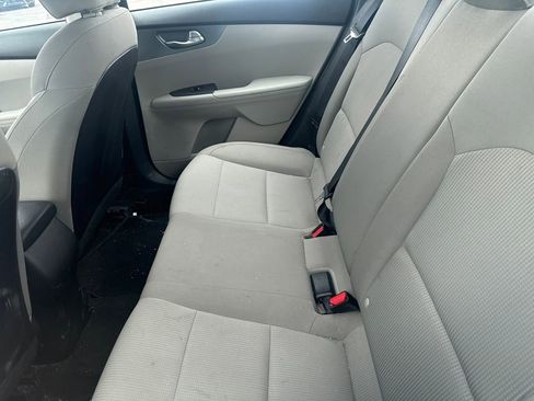 Used 2021 Kia Forte LXS image 8