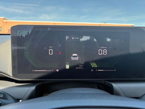 Used 2025 Kia K4 LXS image 39