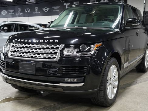 Used 2017 Land Rover Range Rover HSE AWD/4WD image 1
