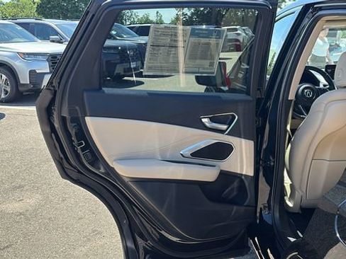 Used 2024 Acura RDX SH-AWD image 22